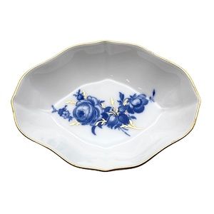Vintage Meissan Aquatinta white, blue, and gold porcelain trinket pin dish